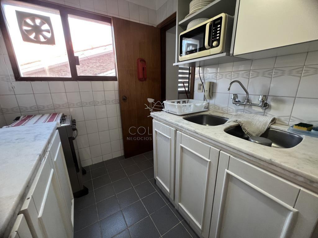 EXCELENTE OPORTUNIDAD! Apartamento de 3 frente al