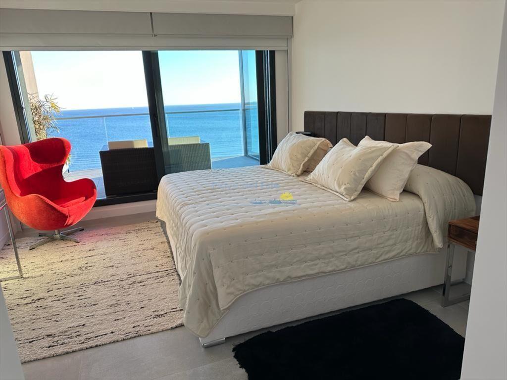 Lujoso Apartamento en Venta de 3 dormitorios en ,