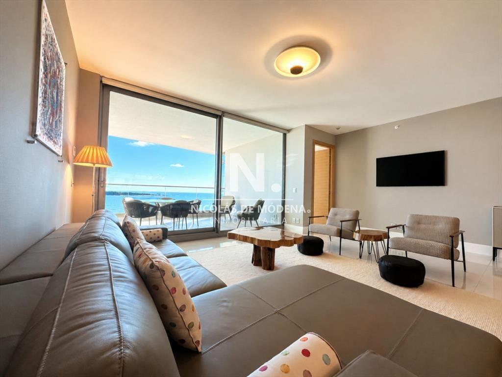 Espectacular apartamento en alquiler en la torre mas lujosa
