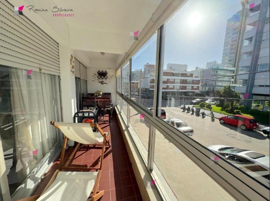 APARTAMENTO EN VENTA EN PENINSULA DE 1 DORMITORIO