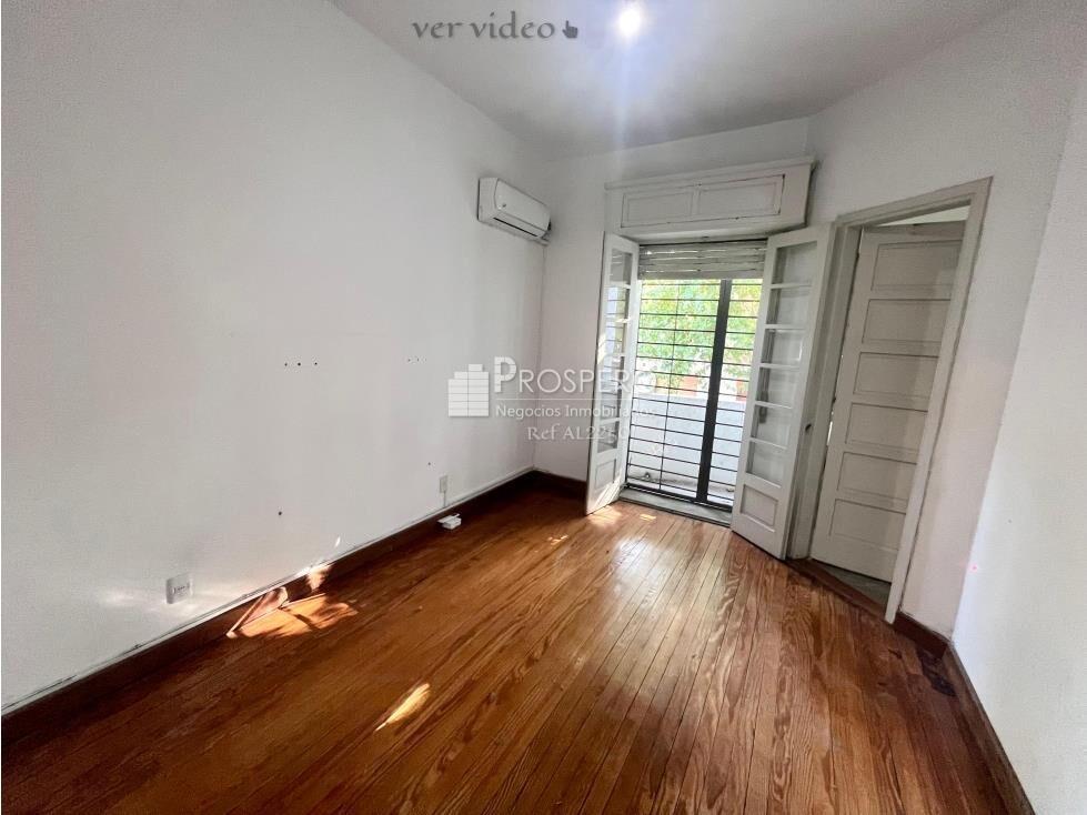 AL2250 venta casa 4 dorm Bella Vista/Parrillero