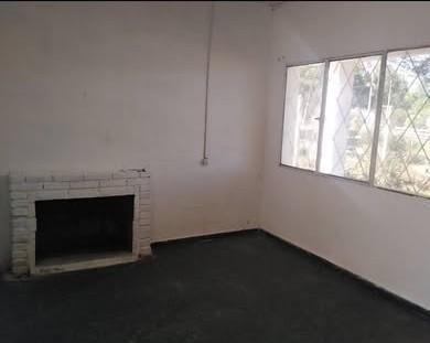 Alquiler Casa 2 dormitorios con amplio jardín fondo y garaj