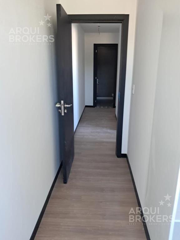 Apartamento de dos dormitorios en venta en Parque Batlle -