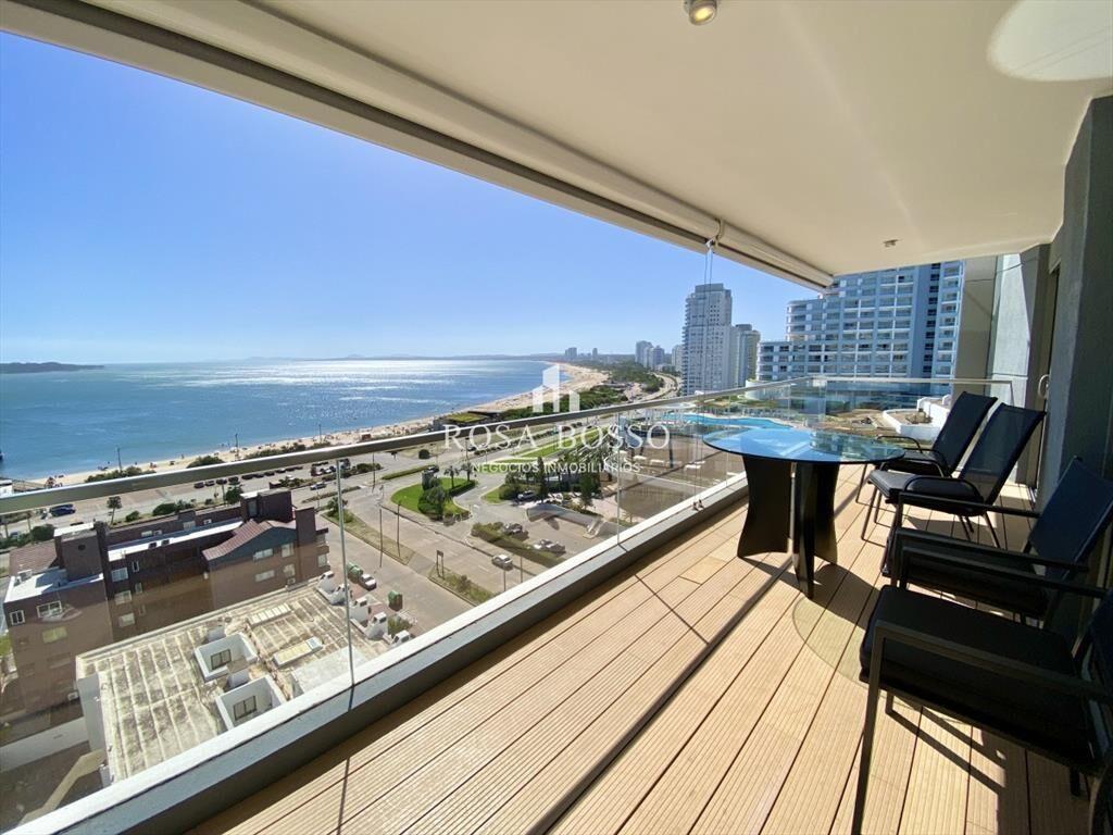 Apartamento 3 dormitorios 4 baños Punta del
