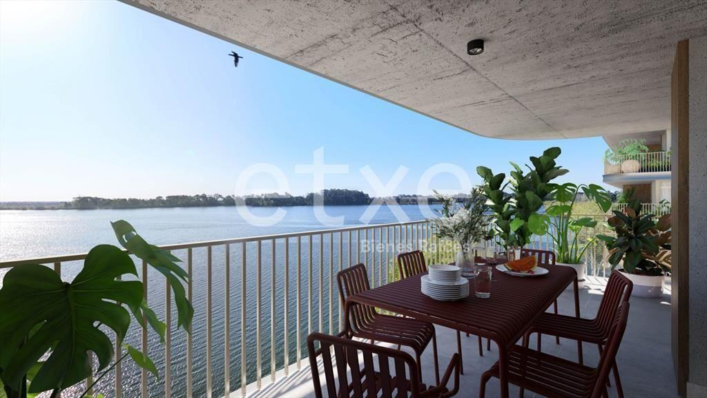 Venta de Apartamento 3 Dormitorios en Rotunda al Lago...
