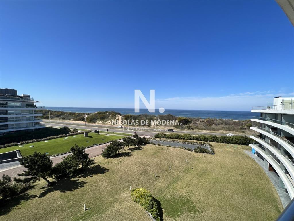En venta apartamento de 3 dormitorios en Brava, Punta del E