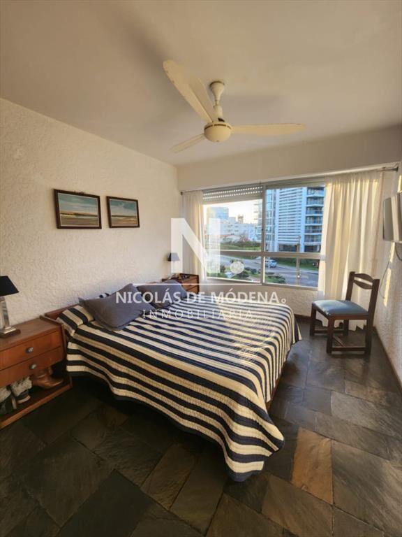 Departamento de 1 dormitorio en venta en complejo