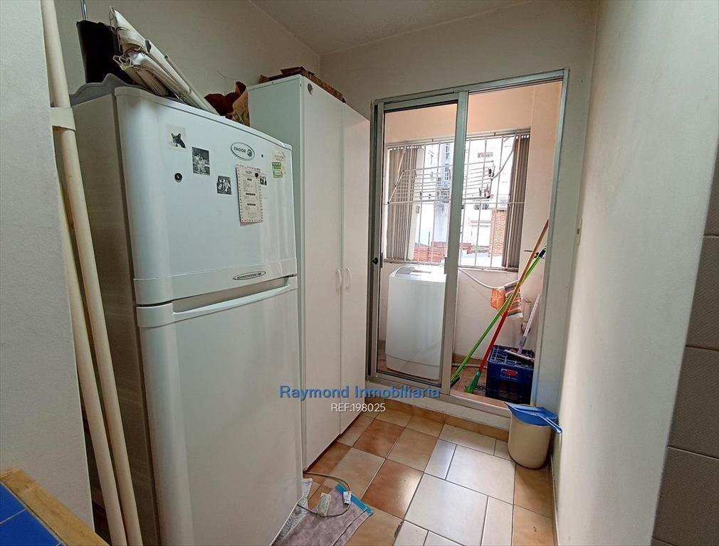 A pasos Rambla con muebles. 1 Dor, baño, coc def, lavadero