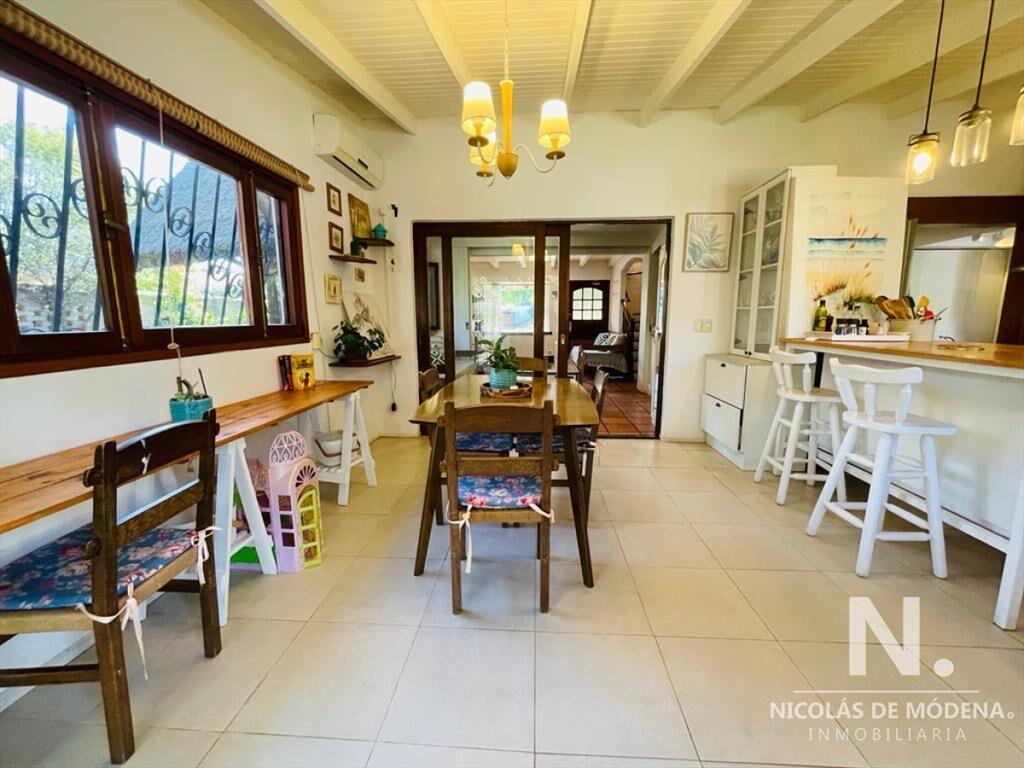 Casa En Venta De 3 Dormitorios Con loft, Ubicada En Mansa,