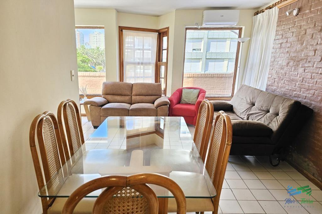 Apartamento 2 dormitorios, con gran terraza y de