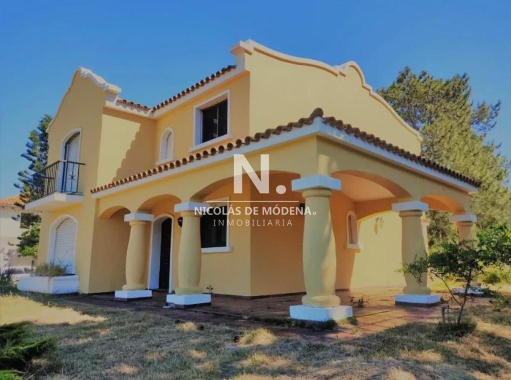 OPORTUNIDAD. VENDE CASA EN LA BARRA