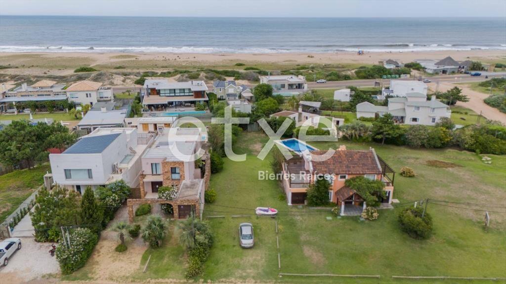Terreno en Venta Playa Montoya...