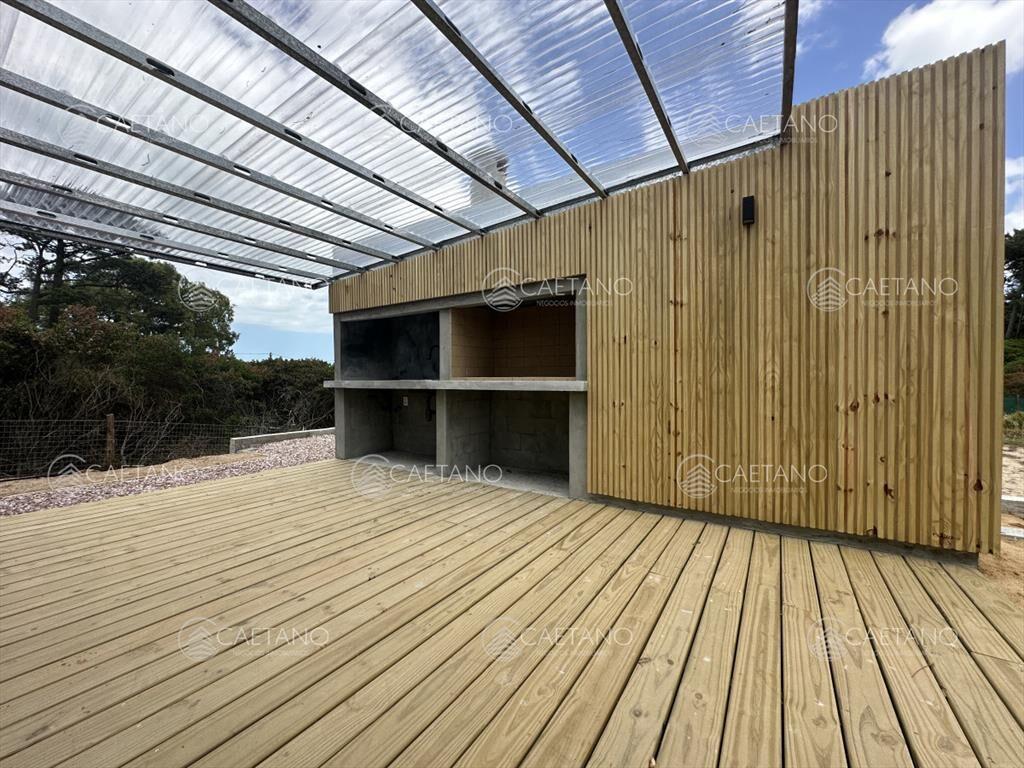 Venta casa a estrenar en barrio Club del lago