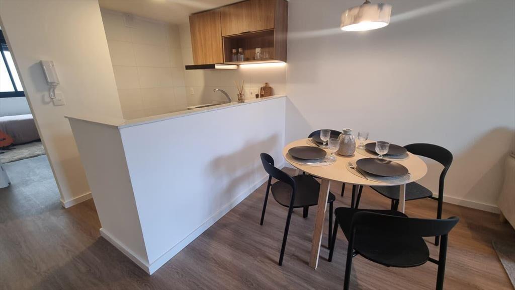 Venta Apartamento Centro a Estrenar 2 dormitorios al frente