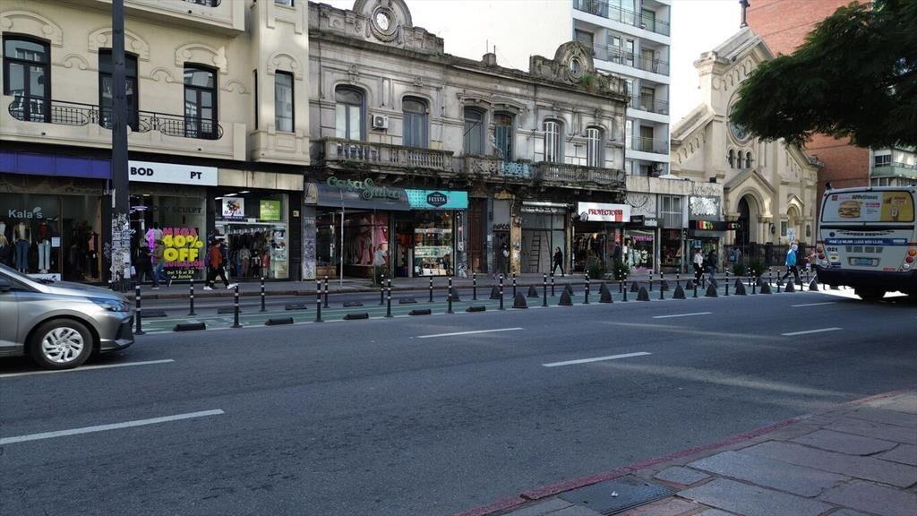 venta local comercial 18 de julio cordón