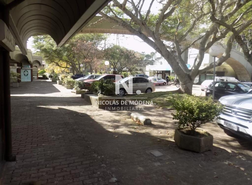 Local comercial en venta en excelente ubicacion.