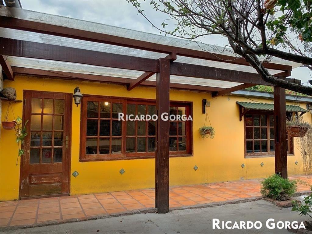 Casa en Venta en 1 planta con renta de 2 Dormitorios en ...