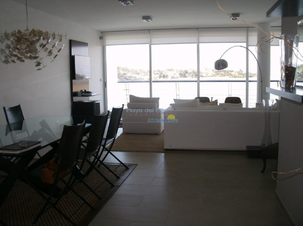 Apartamento en La Barra, 3 dormitorios *