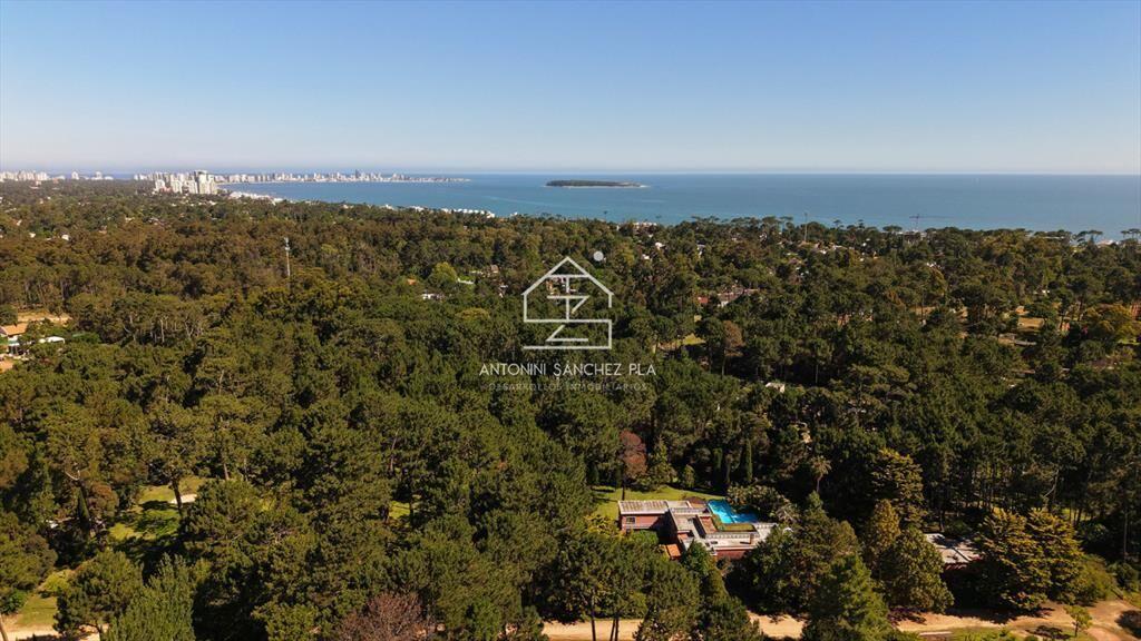 Casa a estrenar en Parque Burnett U$S 325.000