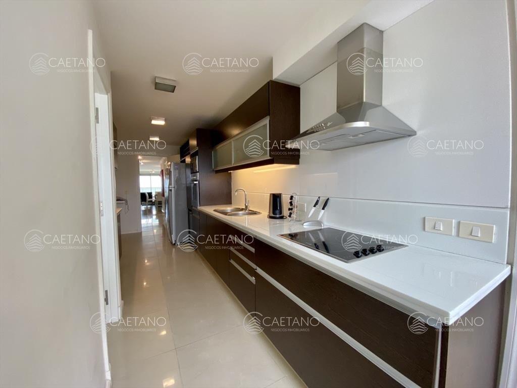 Venta apartamento Imperiale I tres dormitorios