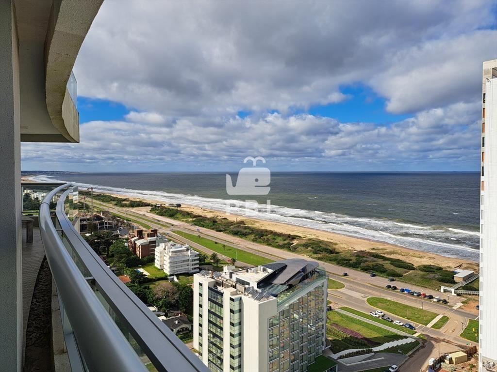 Alquiler de apartamento 2 dormitorios en Punta del este, Ma