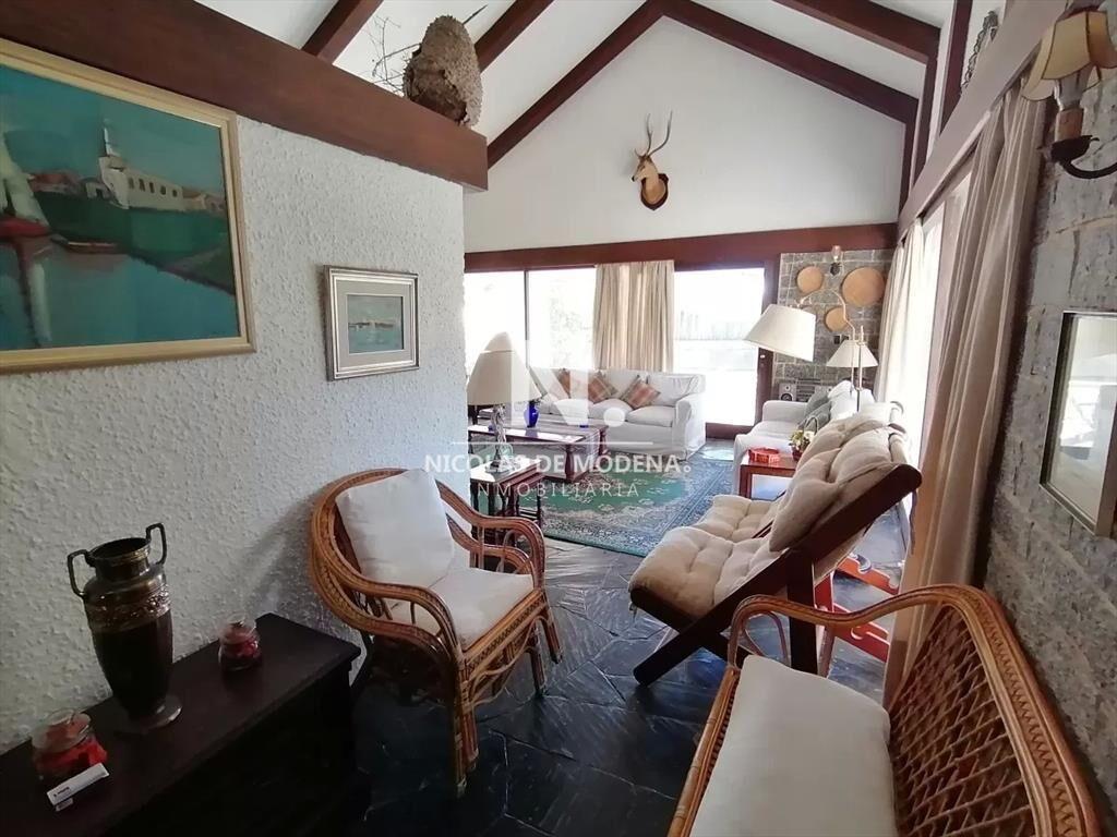 Oportunidad imperdible, hermosa casa