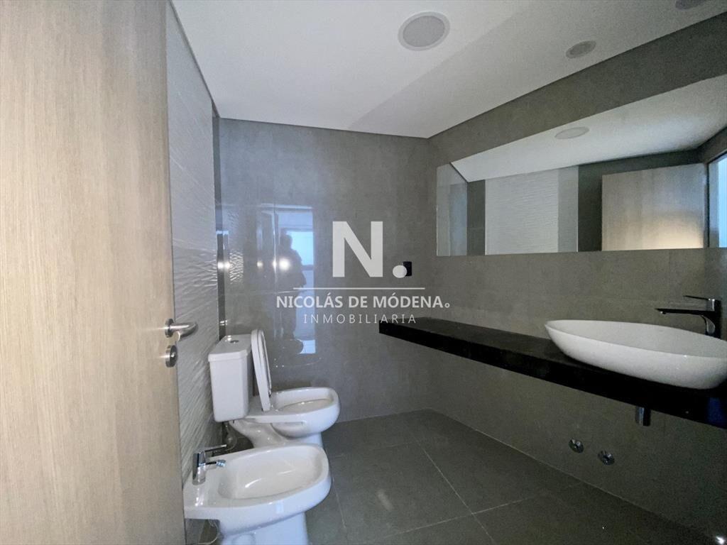 Apartamento sobre Roosevelt