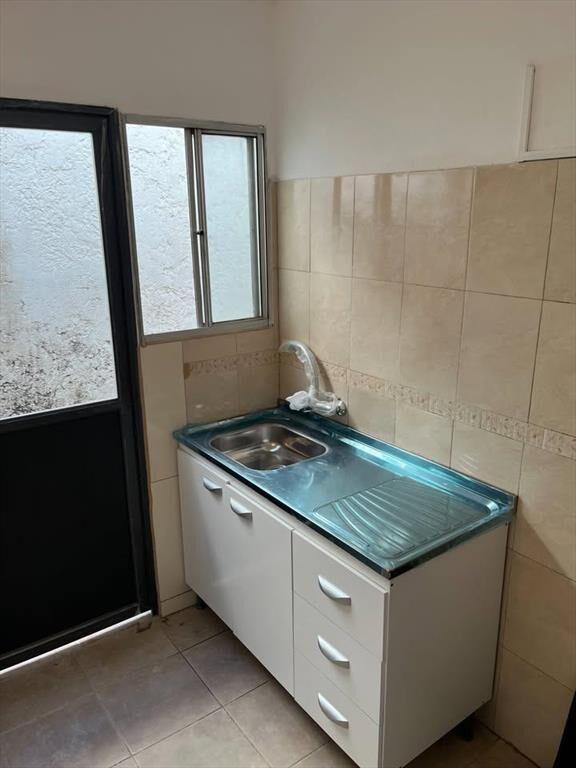 Alquiler Casa 3 dormitorios con amplio patio y sin gastos c