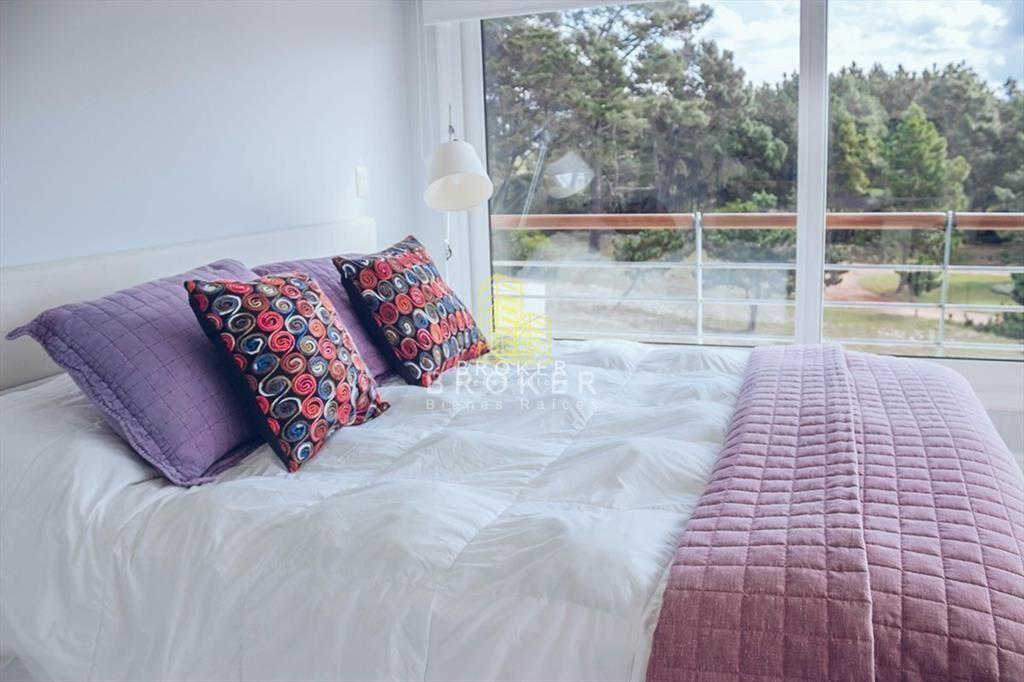 Venta Apartamento Playa Mansa Punta Del Este, 2