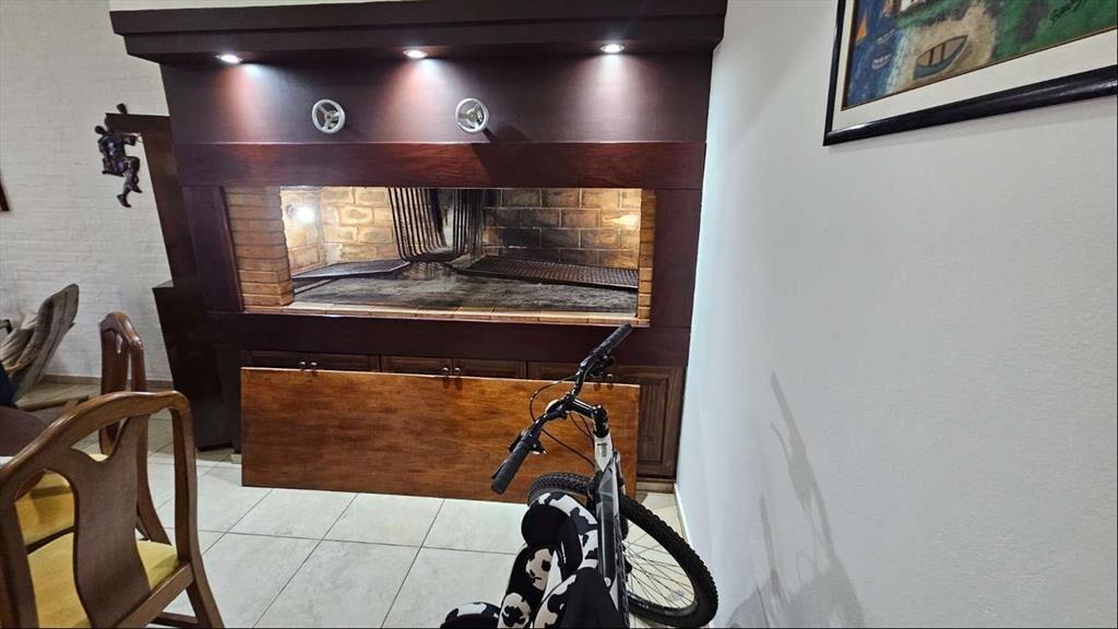CASAS EN PRADO – IDEAL INVERSIÓN O RENTA DOBLE  Excelente u
