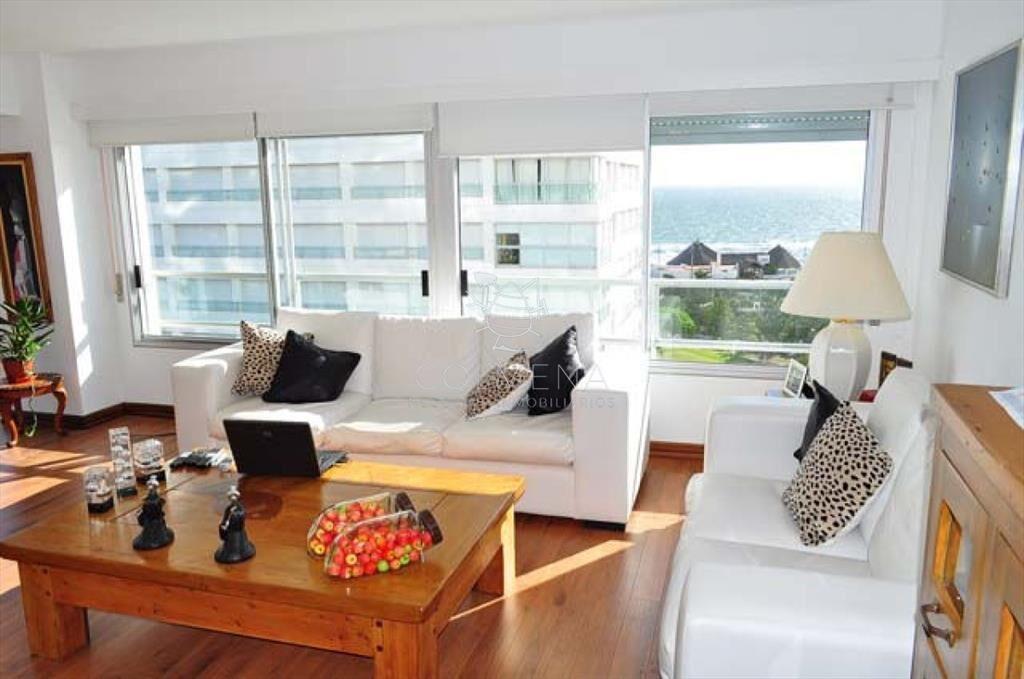 Apartamento FRENTE AL MAR