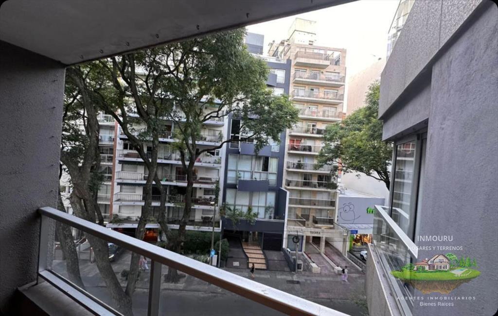 Se alquila apartamento en zona Punta Carretas
