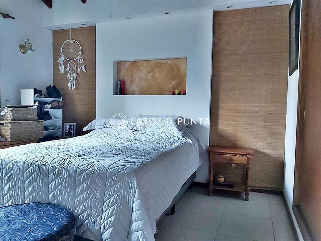 Casa en Jardines de CÃ³rdoba, 3 dormitorios