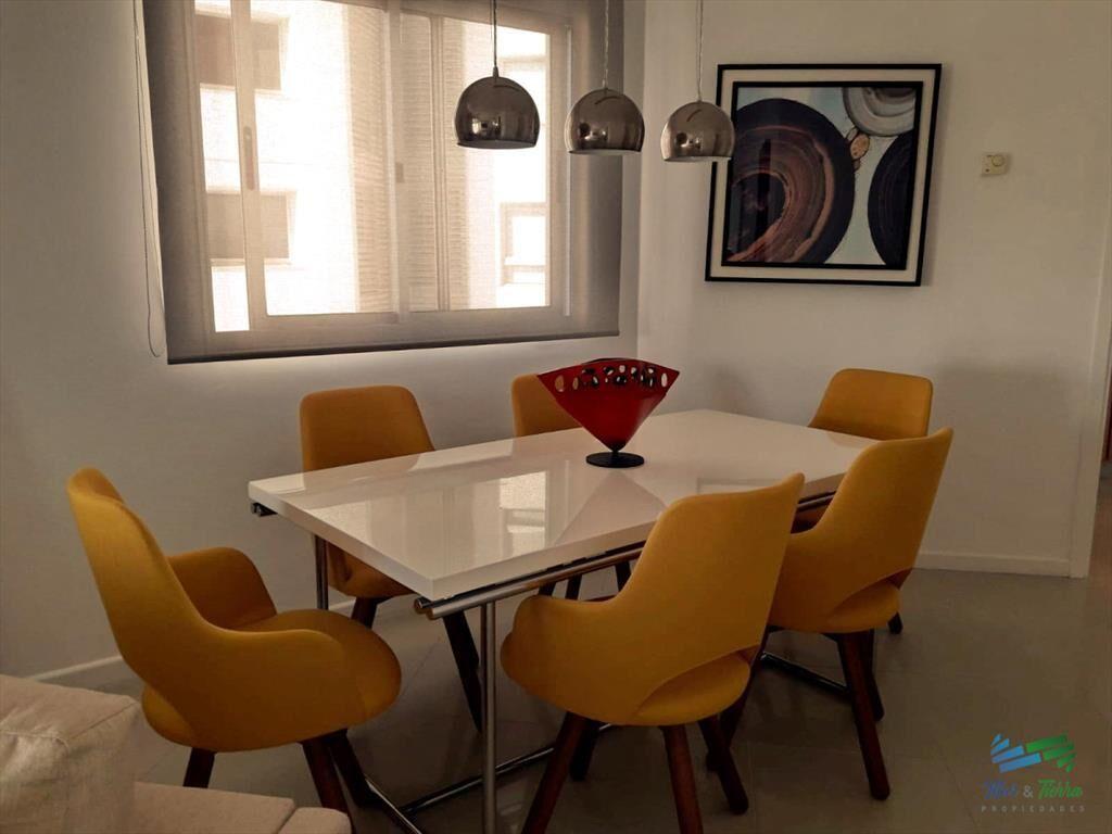 Apartamento en Roosevelt, 2 dormitorios, edificio