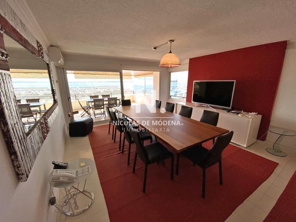 Apartamento en Venta de 3 dormitorios en el , del