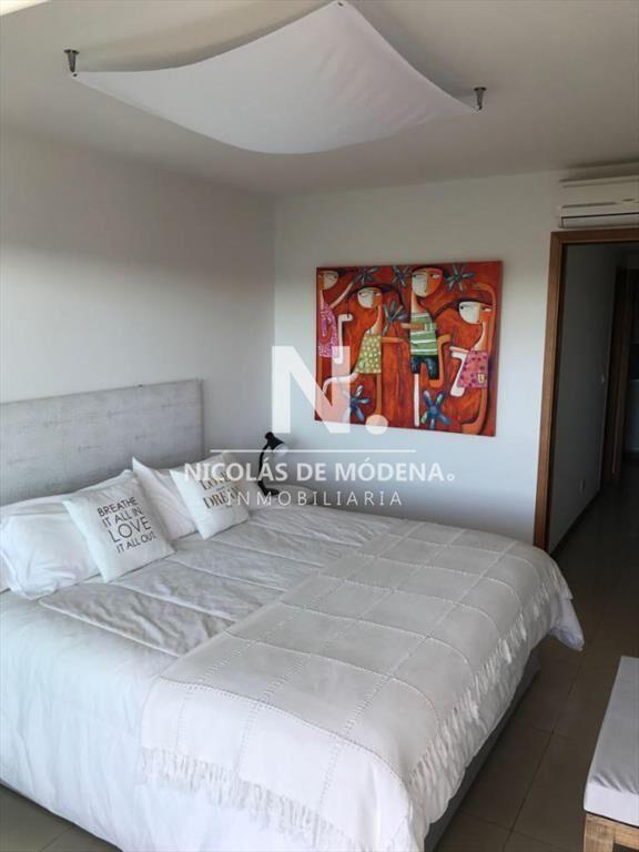 Vende departamento de 1 dormitorio y medio en ,