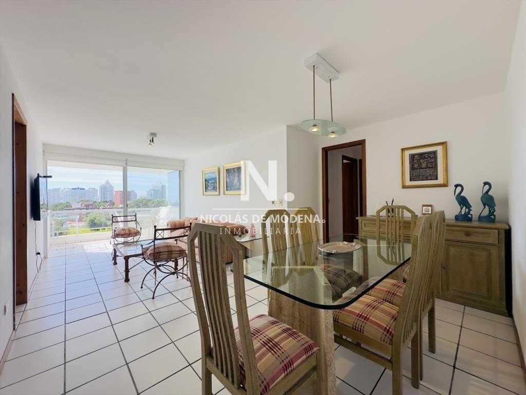 Apto en venta, Excelente ubicacion, 2 dormitorios, Punta de