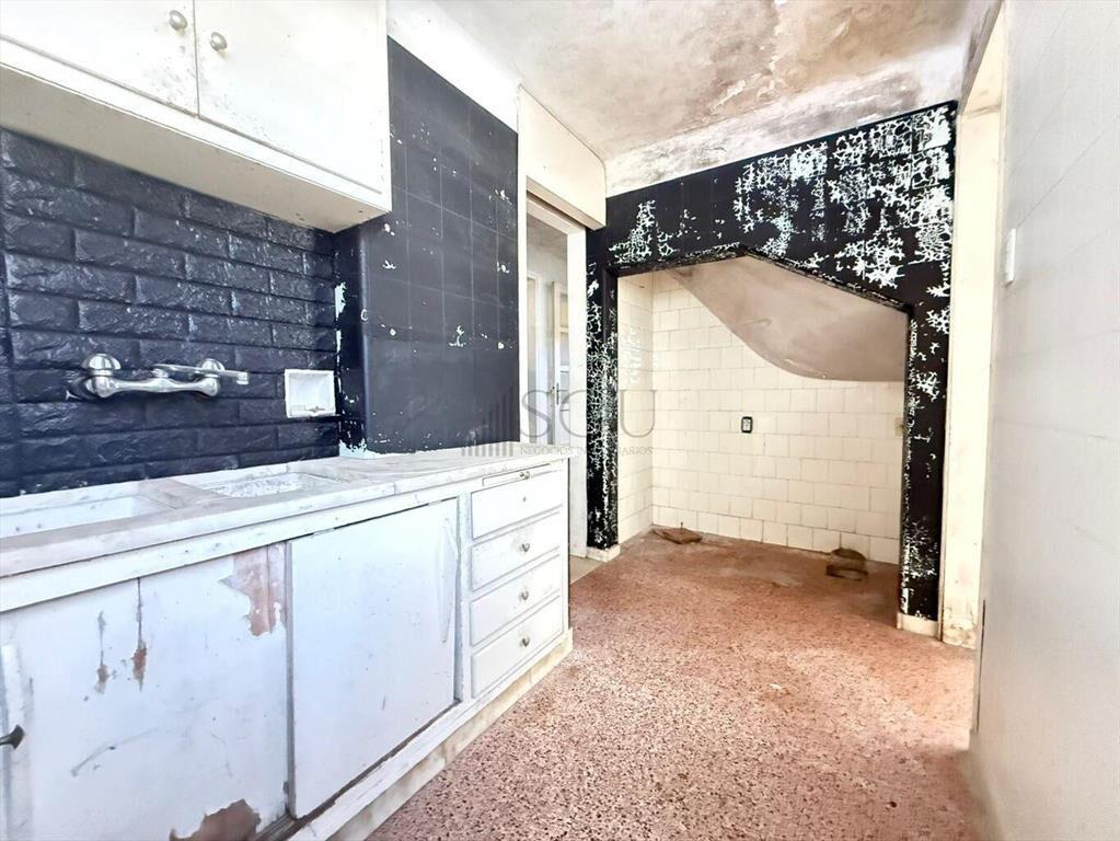 Venta casa 3 dormitorios 2 baños garaje a reciclar en Sayag