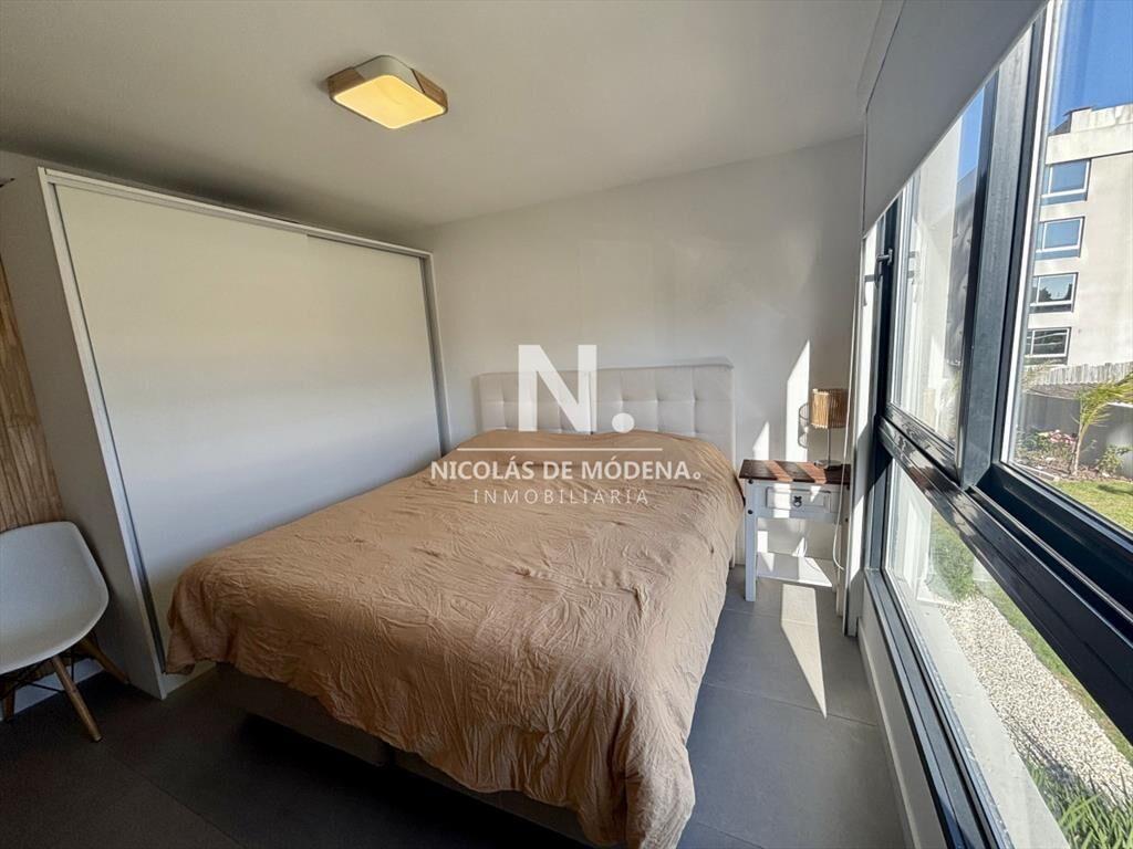 Vende apartamento en  Aidy Grill - Punta del Este