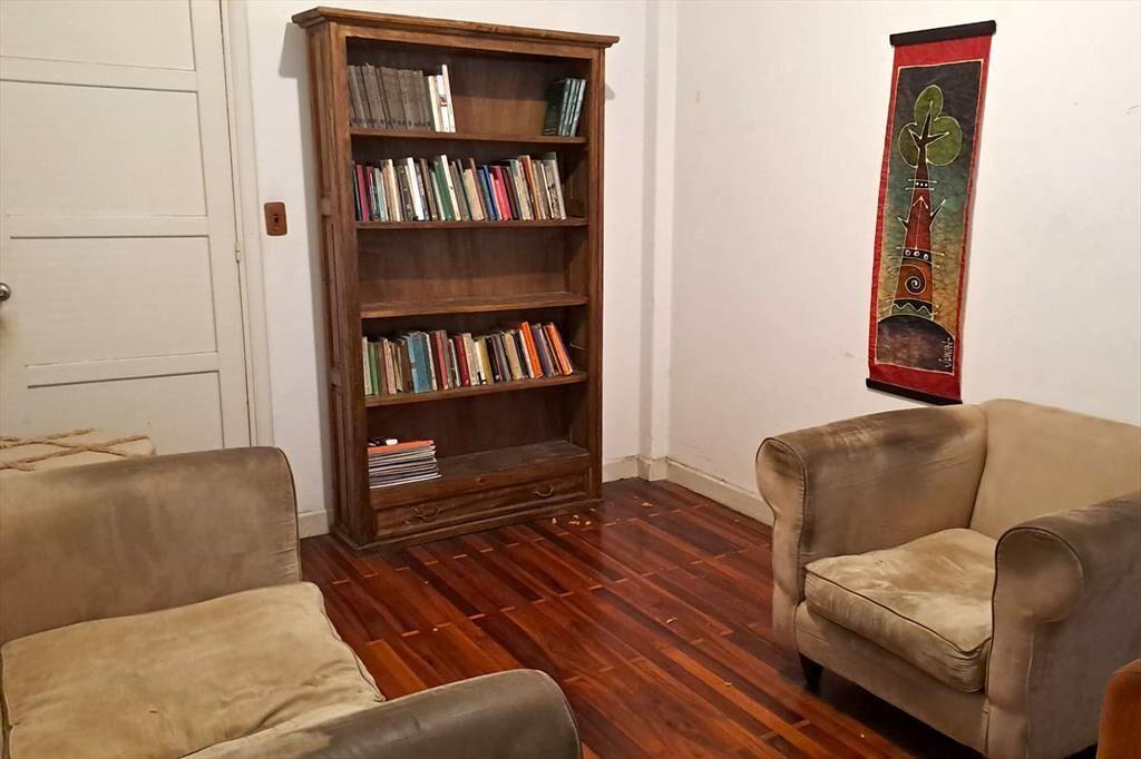 Venta apartamento 3 dorm. + servicio - Centro