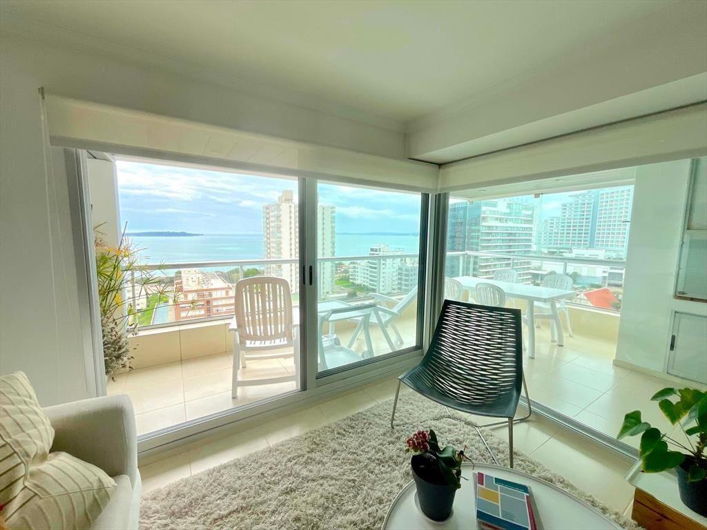 Apartamento de 2 dormitorios en alquiler de verano