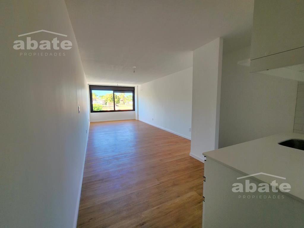 Venta de monoambiente con Solárium en Molino del Parque