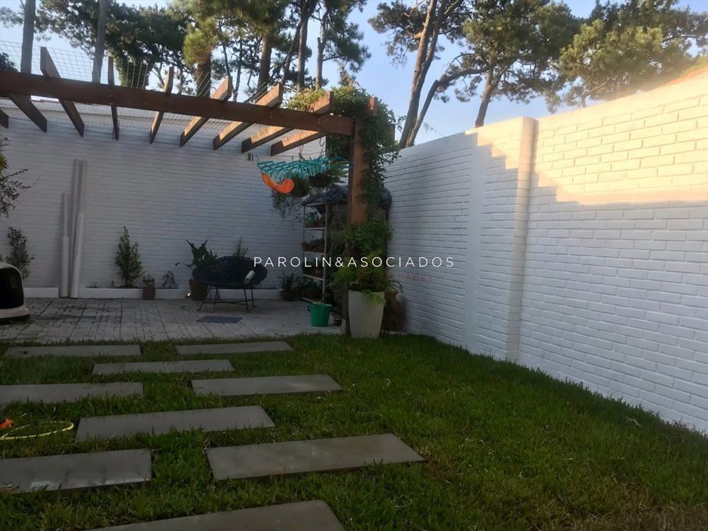 Casa en venta de 3 dormitorios en zona Cantegril, Punta del