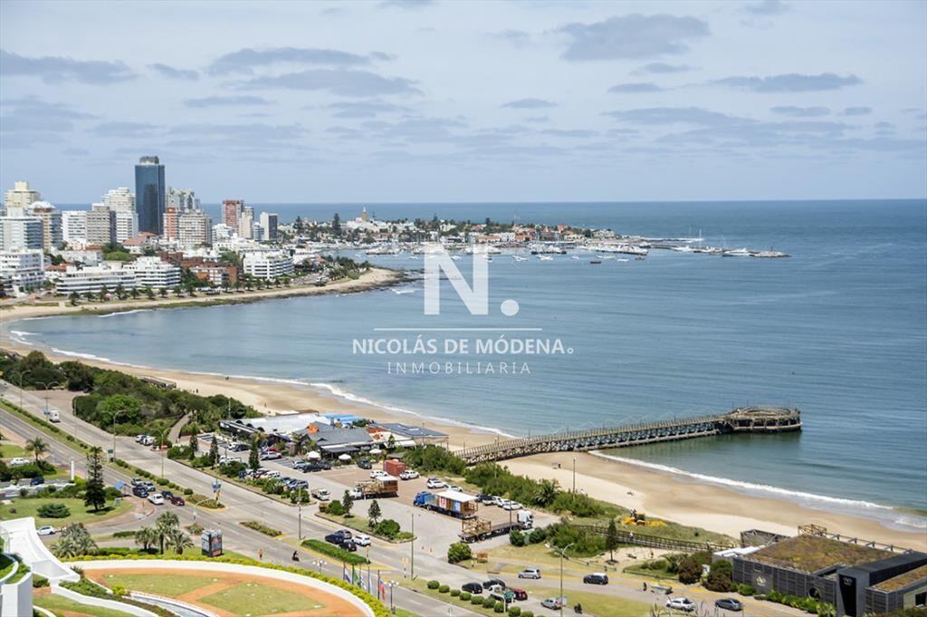 Vende apartamento de 2 dormitorios en suite en