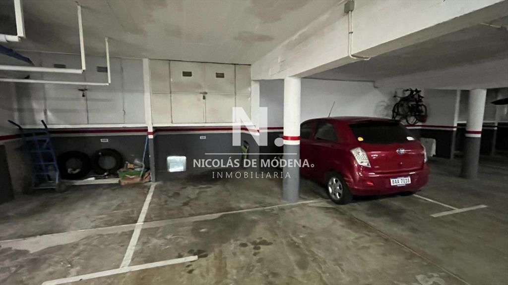 Vende impecable departamento con vista al mar, en