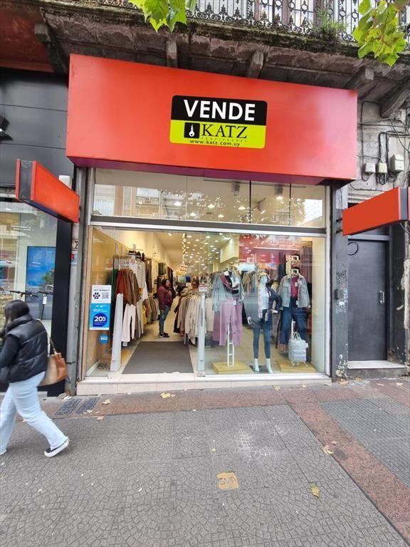 18 de julio casi Convención, 11,40 mts de frente, 514 m2 ,