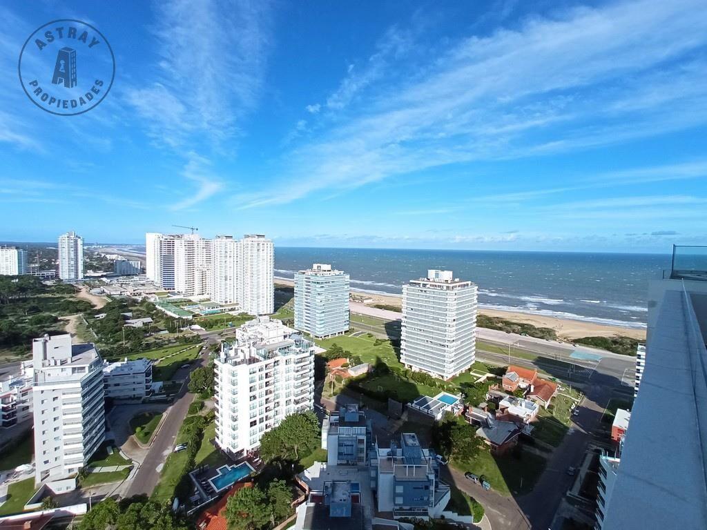 Penthouse en parada 7 de Playa Brava...