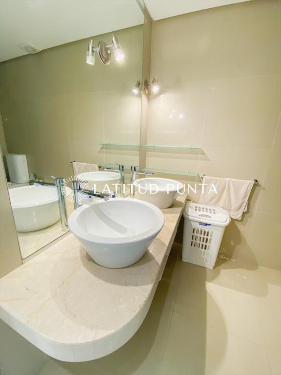 Apartamento en Punta Ballena, 3 dormitorios