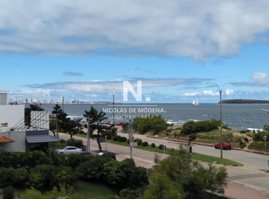 Apartamento en Punta del Este, Mansa