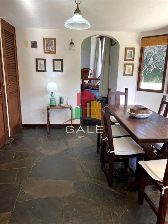 Casa en alquiler en brava a escasos metros del mar
